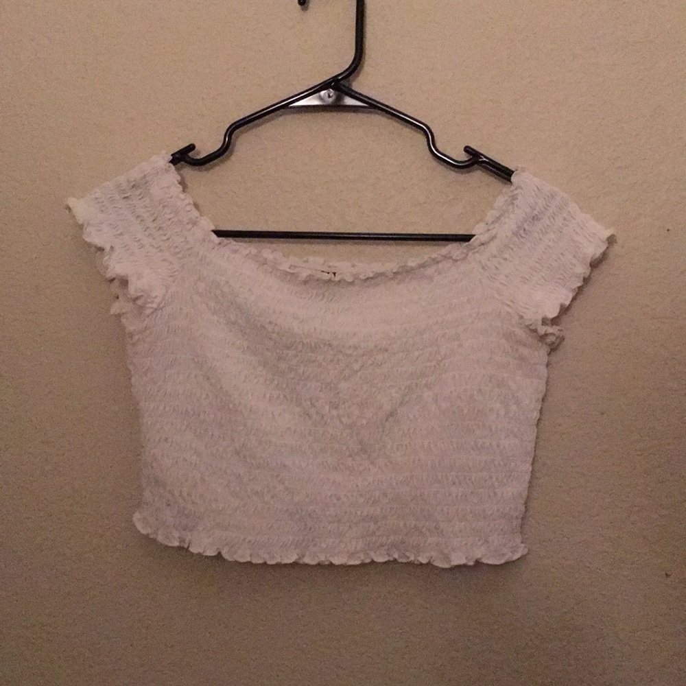 H&M ruffle crop top